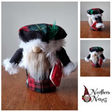 Load image into Gallery viewer, Wee Scottish Highlander Hector - Gnome handmade in Scotland
